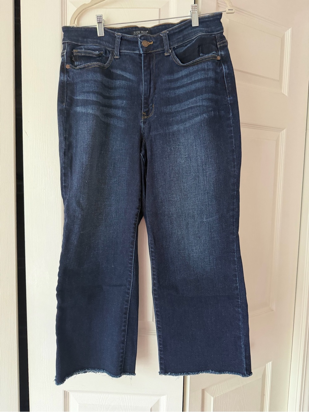 Judy Blue Dark Indigo Cropped Straight Jeans